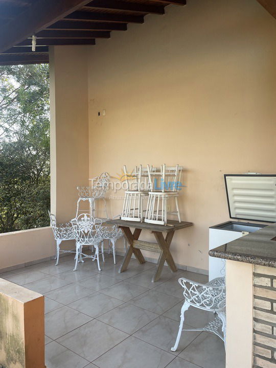 Ranch for vacation rental in Itupeva (Condominio Jardim Ribeirao 2 Cafezal 9)