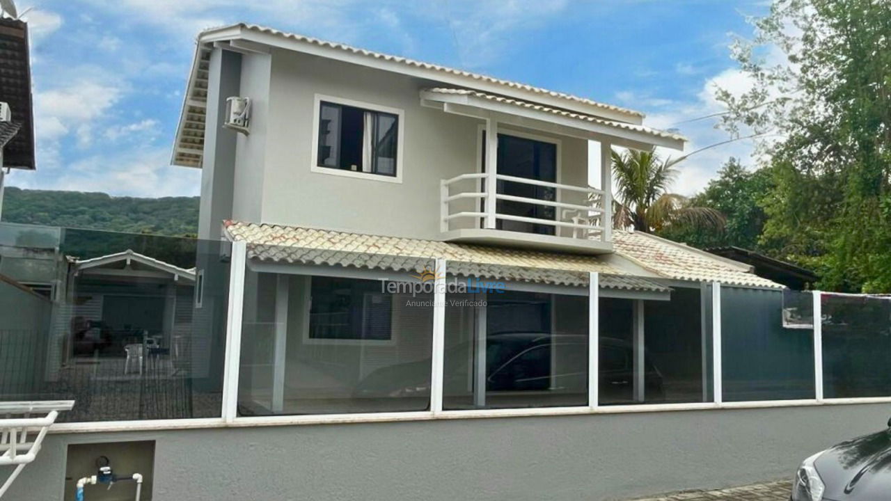 House for vacation rental in Bombinhas (Mariscal)