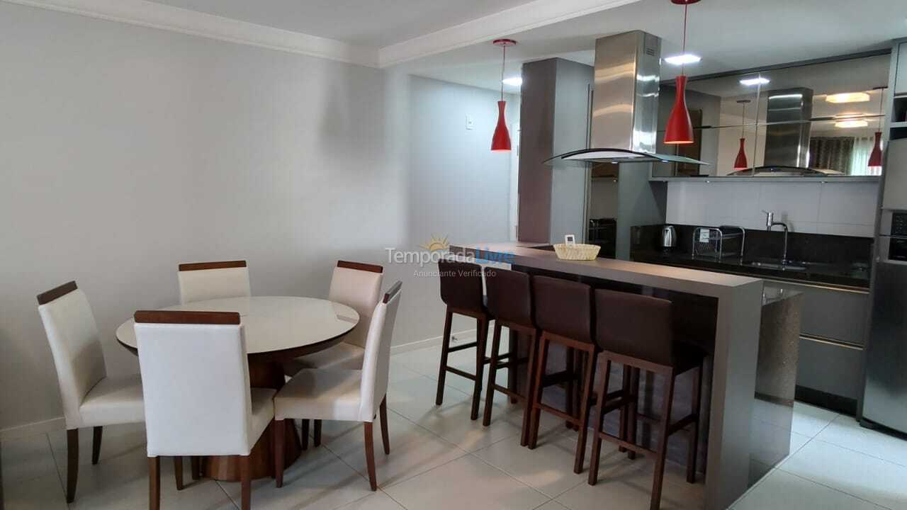 Apartamento para aluguel de temporada em Florianopolis (Praia dos Ingleses)