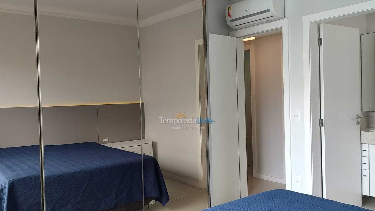 Apartamento para aluguel de temporada em Florianopolis (Praia dos Ingleses)