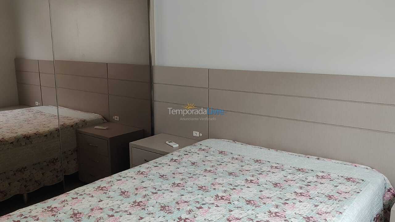 Apartamento para aluguel de temporada em Florianopolis (Praia dos Ingleses)