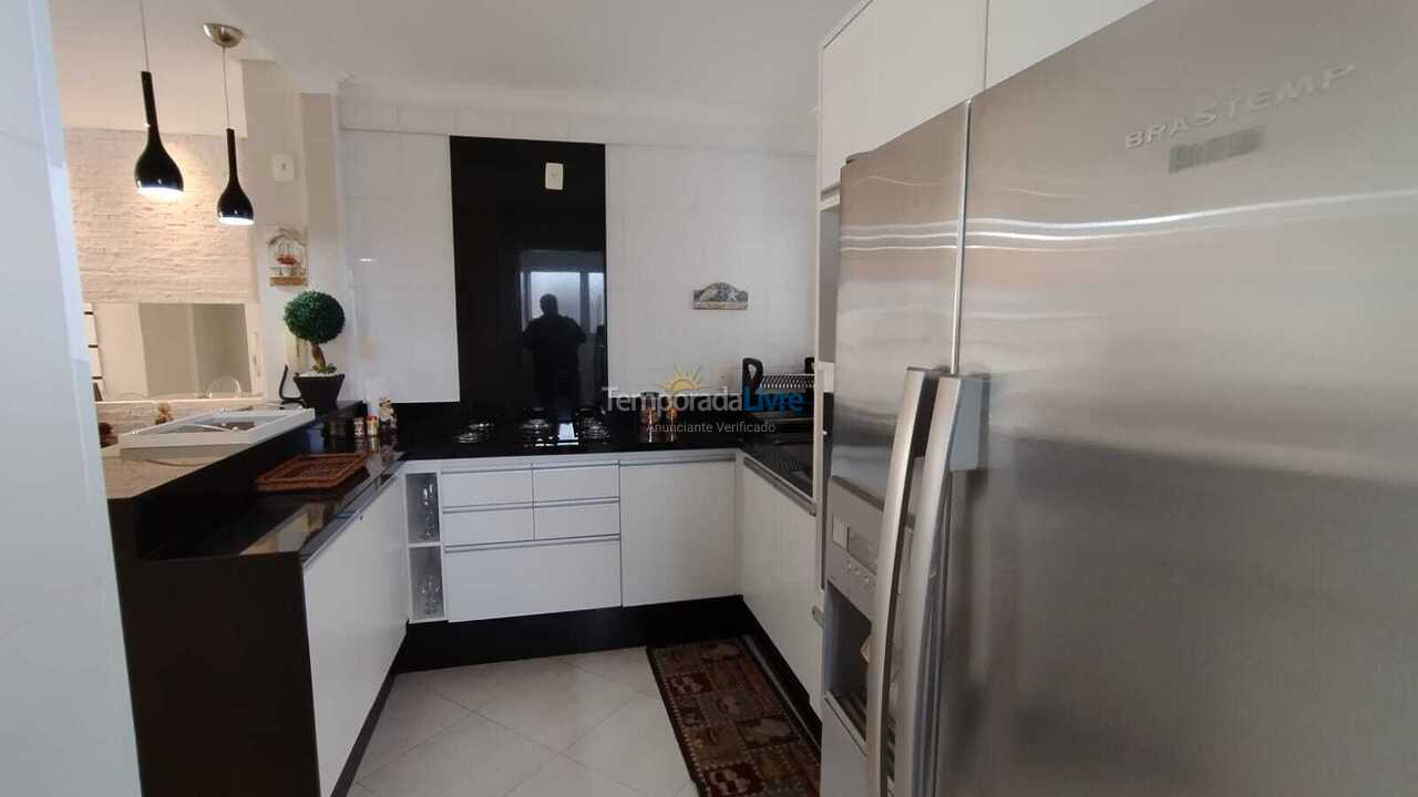 Apartamento para aluguel de temporada em Bertioga (Riviera)