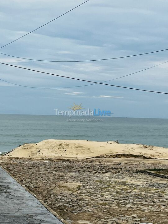 Casa para aluguel de temporada em Caucaia (Icarai)