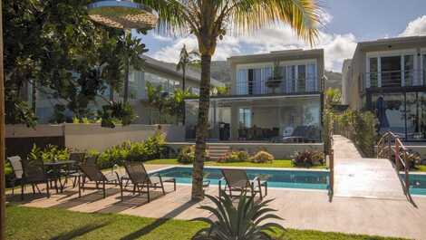 Casa para alugar em São Sebastião - Juquehy