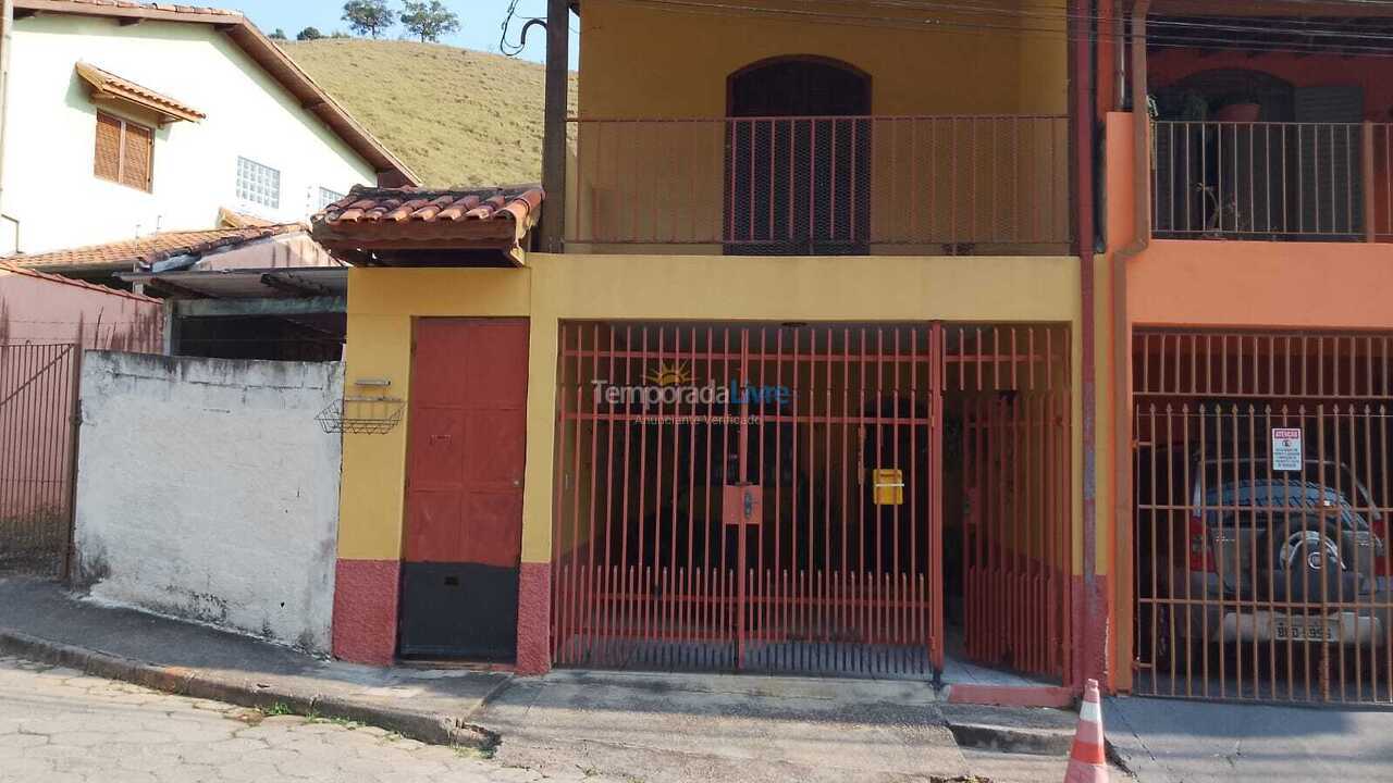 Casa para aluguel de temporada em São Luiz do Paraitinga (Centro)