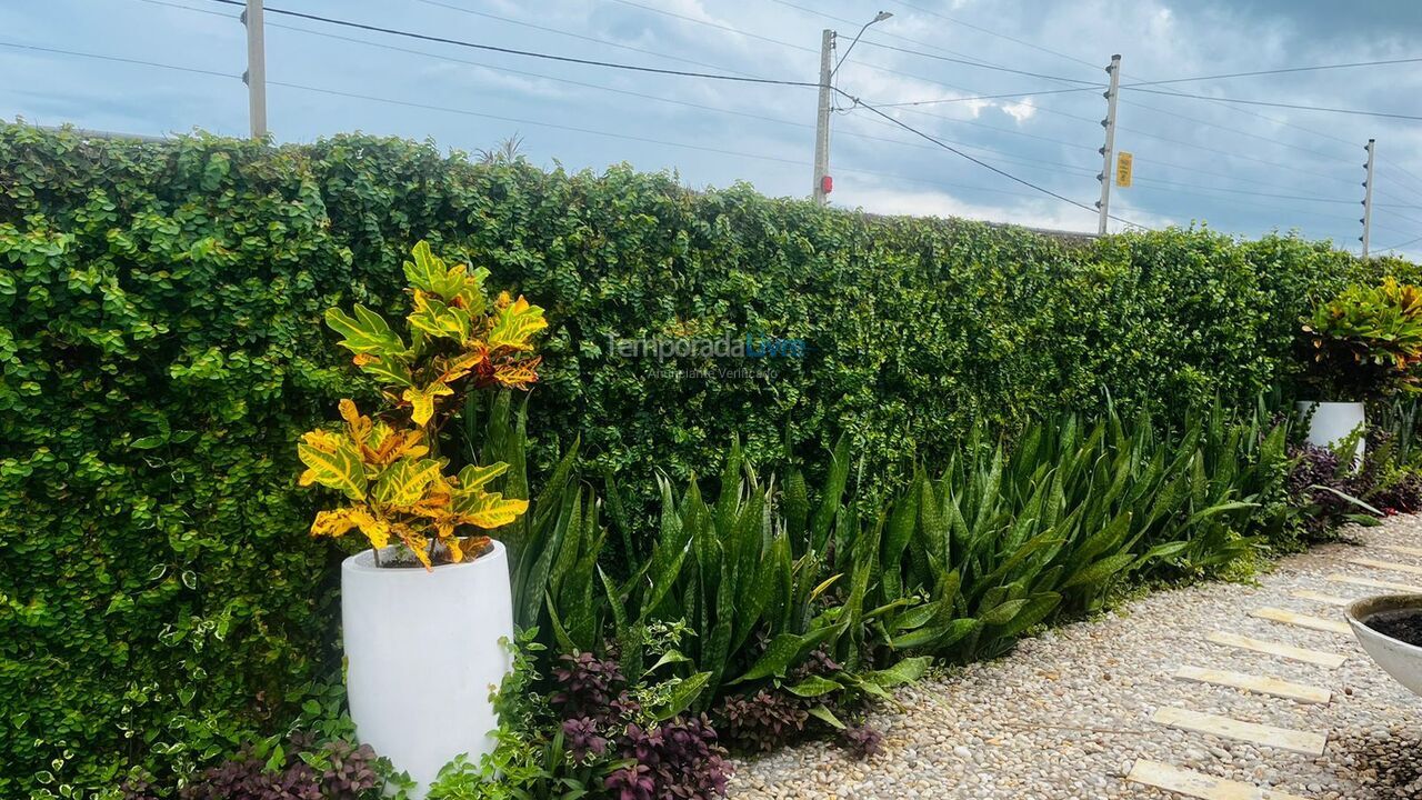 Casa para aluguel de temporada em Caucaia (Icarai)