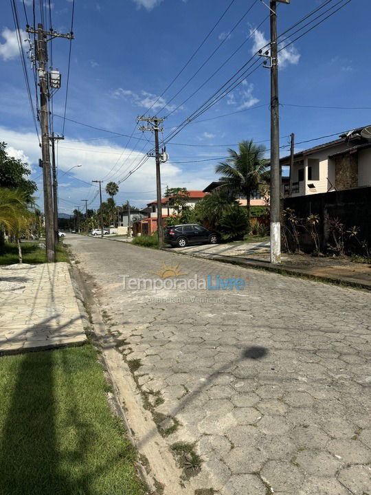 Casa para aluguel de temporada em Bertioga (Boraceia)