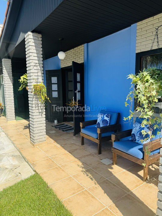 Casa para alquiler de vacaciones em Bertioga (Boraceia)