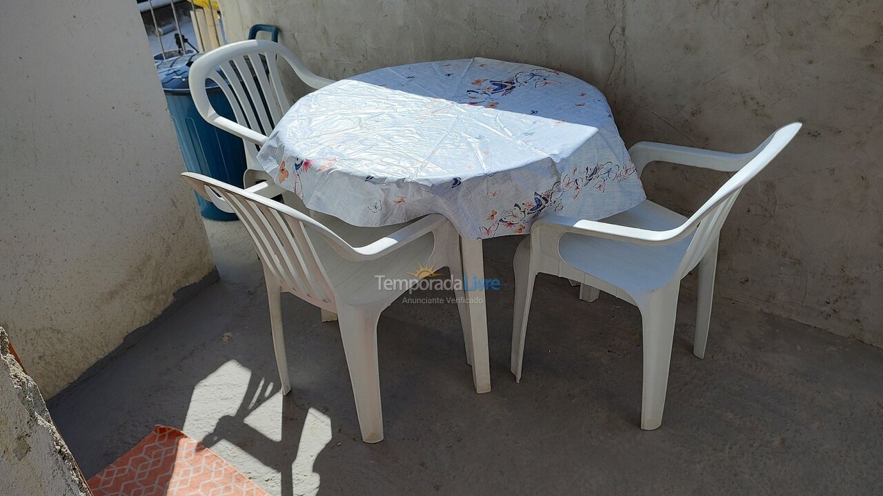 Casa para aluguel de temporada em Guarujá (Balneário Praia do Perequê)