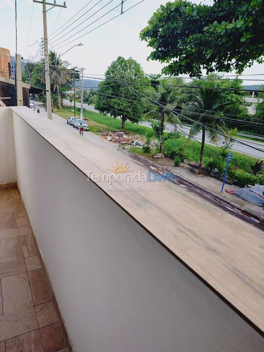 Casa para aluguel de temporada em Guarujá (Balneário Praia do Perequê)