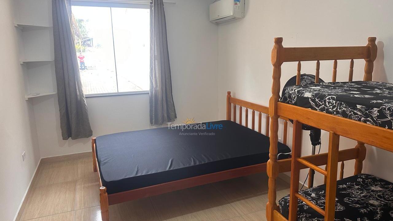 House for vacation rental in Guaratuba (Barra do Saí)