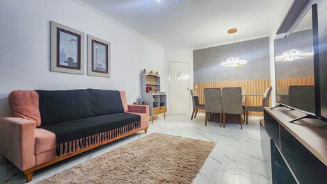 Apartamento confortável 3 Dormitórios 2 vagas 8 pessoas - Riviera