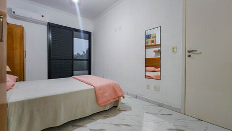 Apartamento confortável 3 Dormitórios 2 vagas 8 pessoas - Riviera