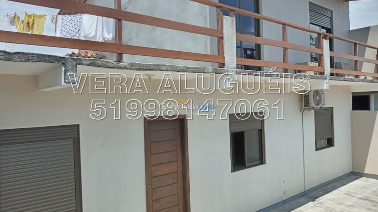 Casa para aluguel de temporada em Torres (Praia da Cal)