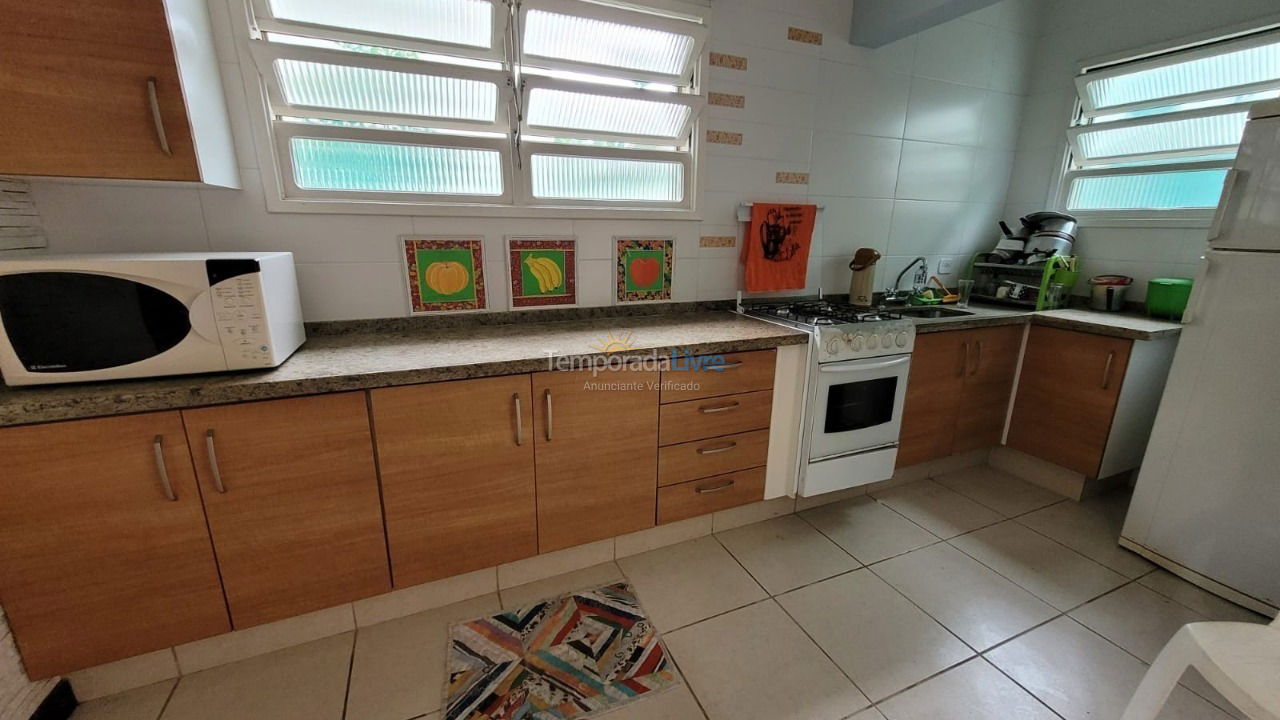 Apartment for vacation rental in Ubatuba (Praia do Tenório)