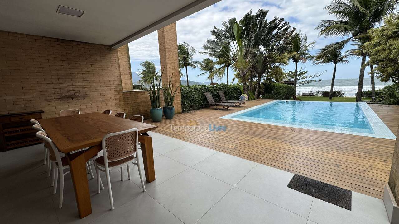 Casa para aluguel de temporada em São Sebastião (Maresias)