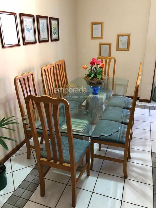 Apartment for vacation rental in Guarapari (Praia do Morro)