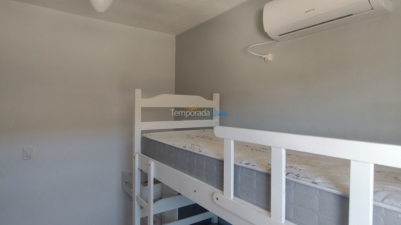 Apartment for vacation rental in Bombinhas (Praia de Bombas)