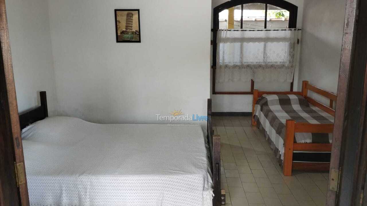 Casa para alquiler de vacaciones em Ubatuba (Enseada)