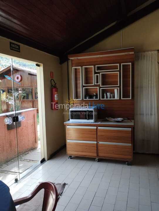 Casa para alquiler de vacaciones em Ubatuba (Enseada)