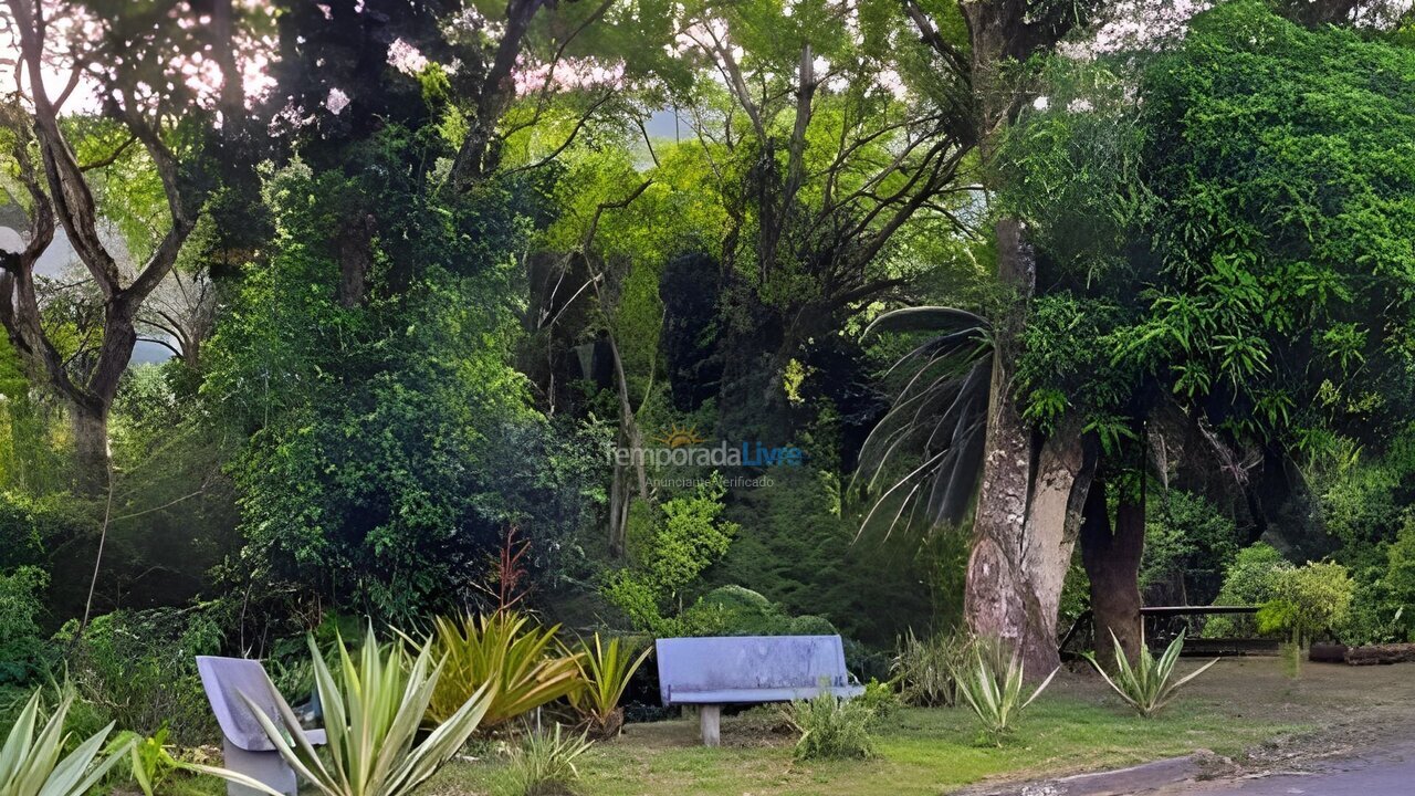 Casa para aluguel de temporada em São Sebastião (Reserva Du Moulin)