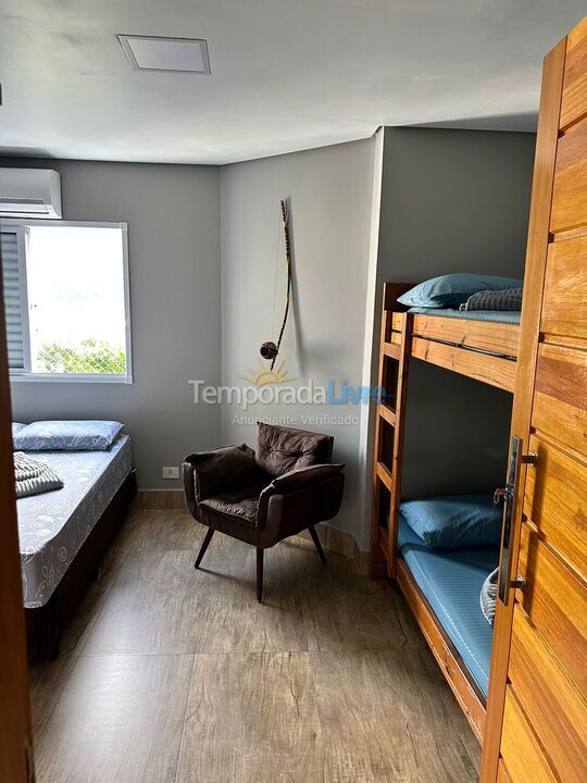 Apartment for vacation rental in Guarujá (Jardim Três Marias)