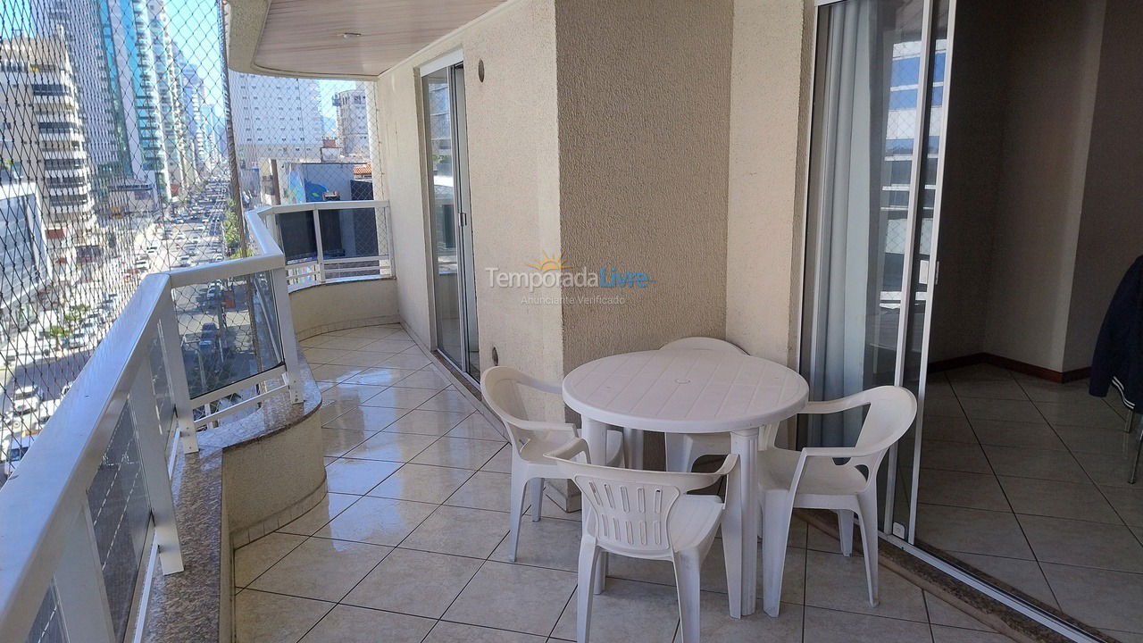 Apartment for vacation rental in Itapema (Meia Praia)