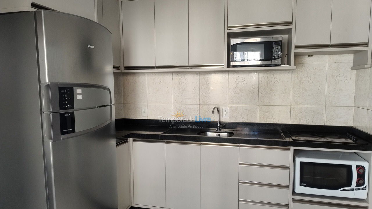 Apartamento para alquiler de vacaciones em Itapema (Meia Praia)