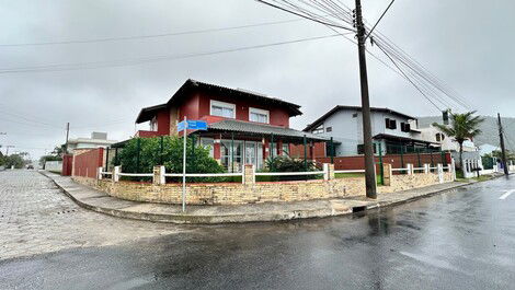 Casa para alquilar en São Francisco do Sul - Itaguaçu