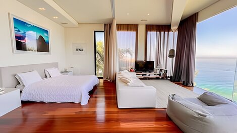 Esplêndida casa de luxo no joá com 5 suites para locação temporada