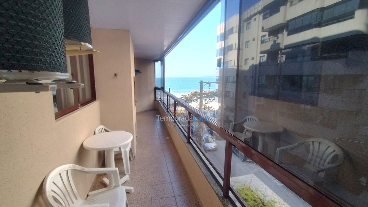 Apartamento para aluguel de temporada em Itapema (Meia Praia)