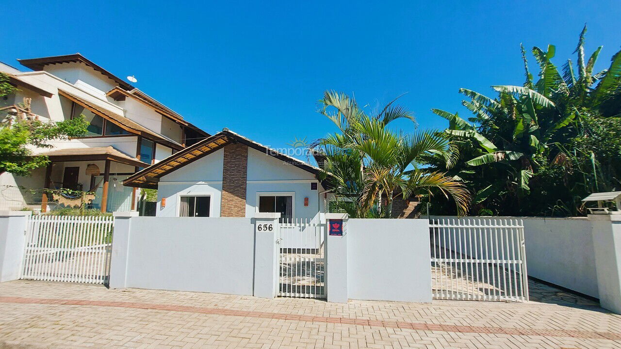 Casa para alquiler de vacaciones em Bombinhas (Mariscal)