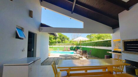 Vacation Rentals Bombinhas - LC1010