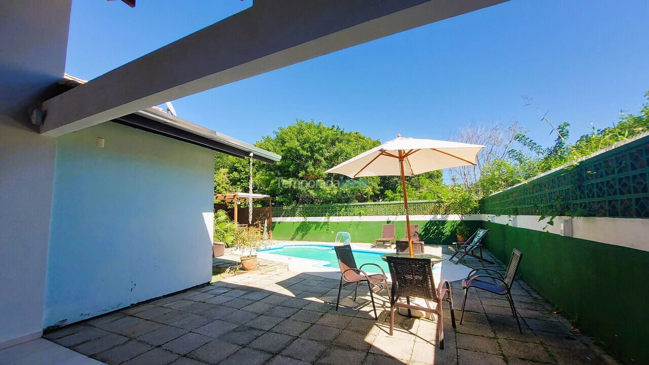 Casa para alquiler de vacaciones em Bombinhas (Mariscal)