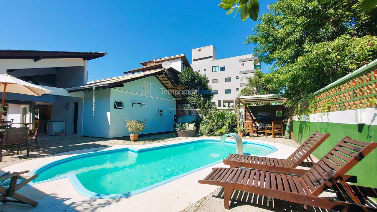 Casa para alquiler de vacaciones em Bombinhas (Mariscal)