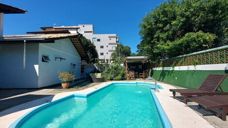 Casa para alugar em Bombinhas - Mariscal