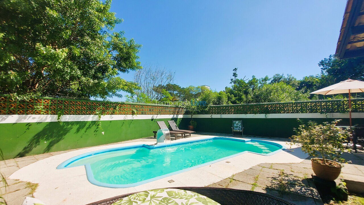 Casa para aluguel de temporada em Bombinhas (Mariscal)