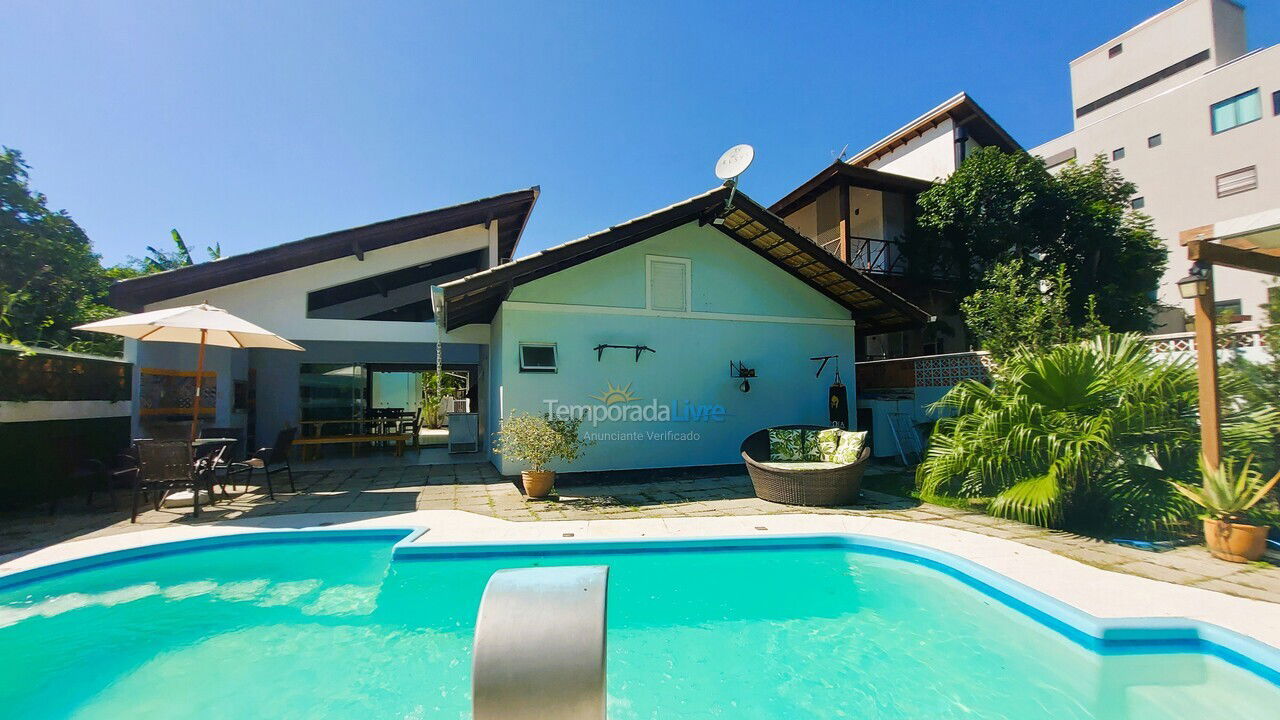 Casa para aluguel de temporada em Bombinhas (Mariscal)