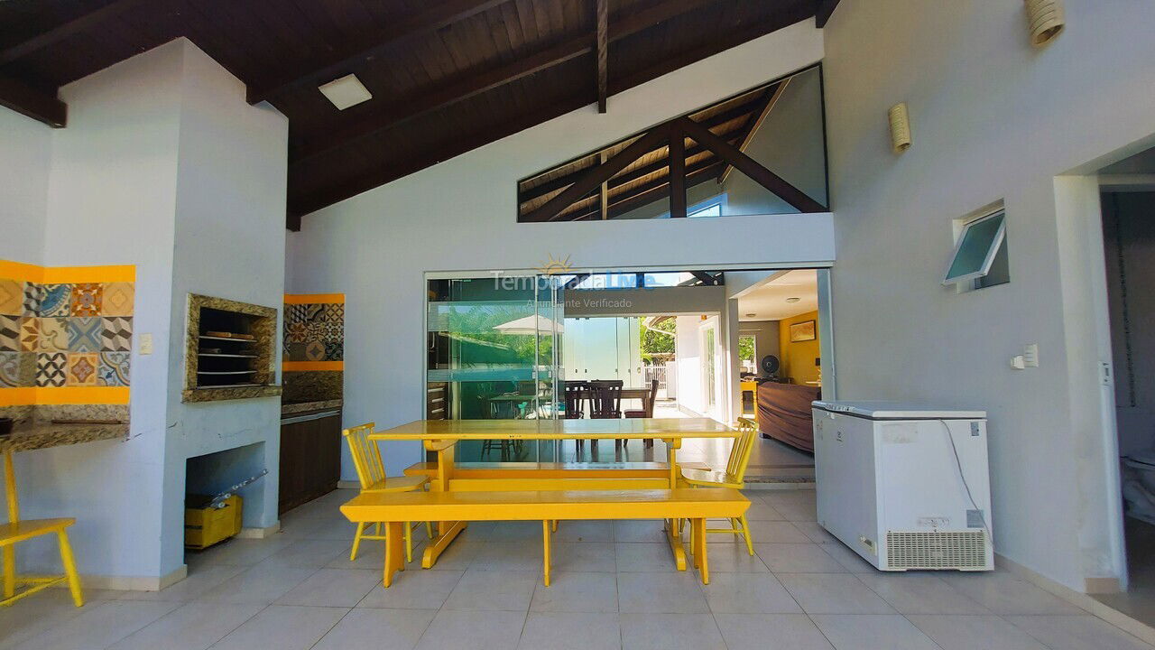 House for vacation rental in Bombinhas (Mariscal)