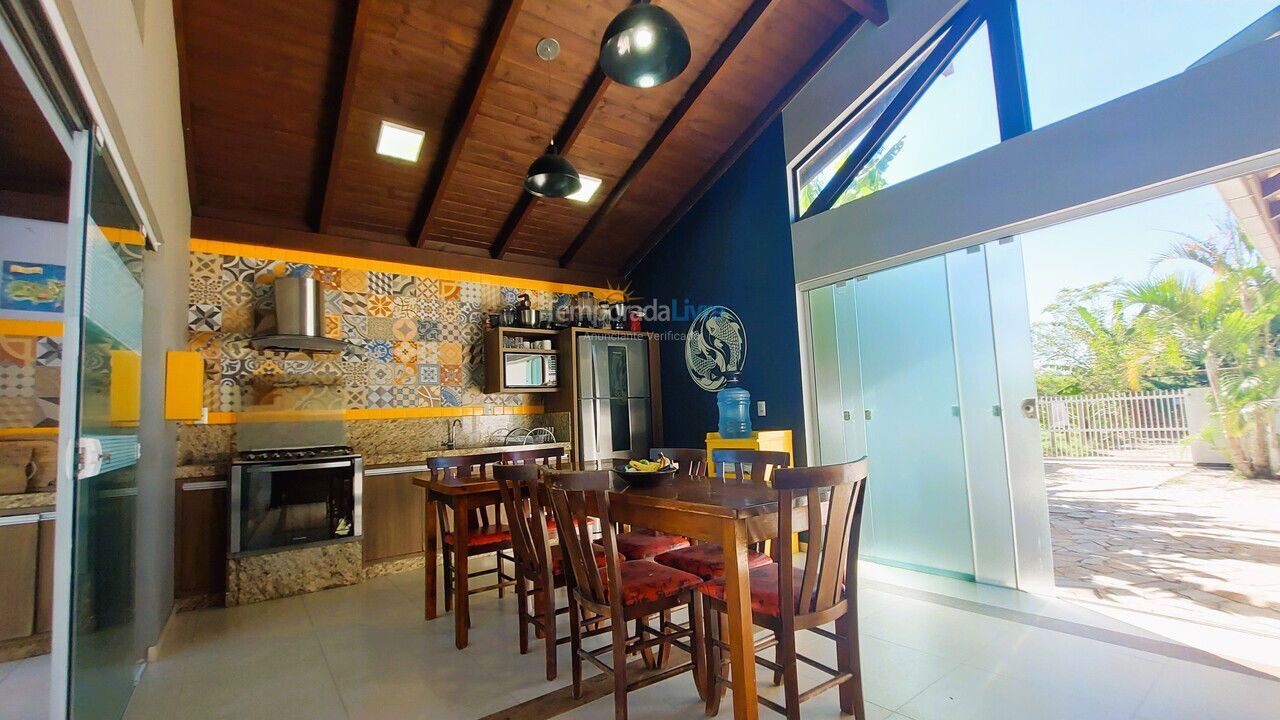 House for vacation rental in Bombinhas (Mariscal)