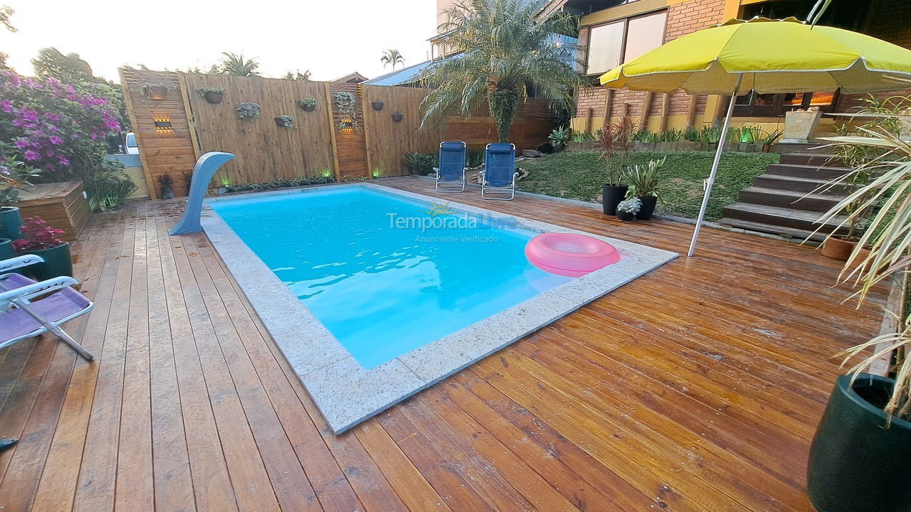 Casa para aluguel de temporada em Florianópolis (Cachoeira do Bom Jesus)