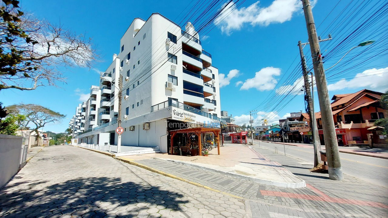 Apartamento para aluguel de temporada em Bombinhas (Praia de Bombinhas)