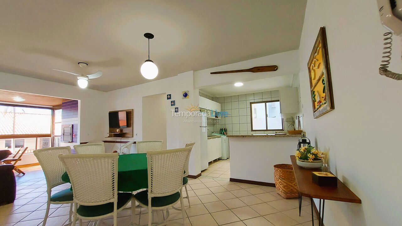 Apartment for vacation rental in Bombinhas (Praia de Bombinhas)