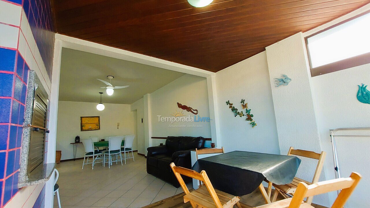 Apartment for vacation rental in Bombinhas (Praia de Bombinhas)