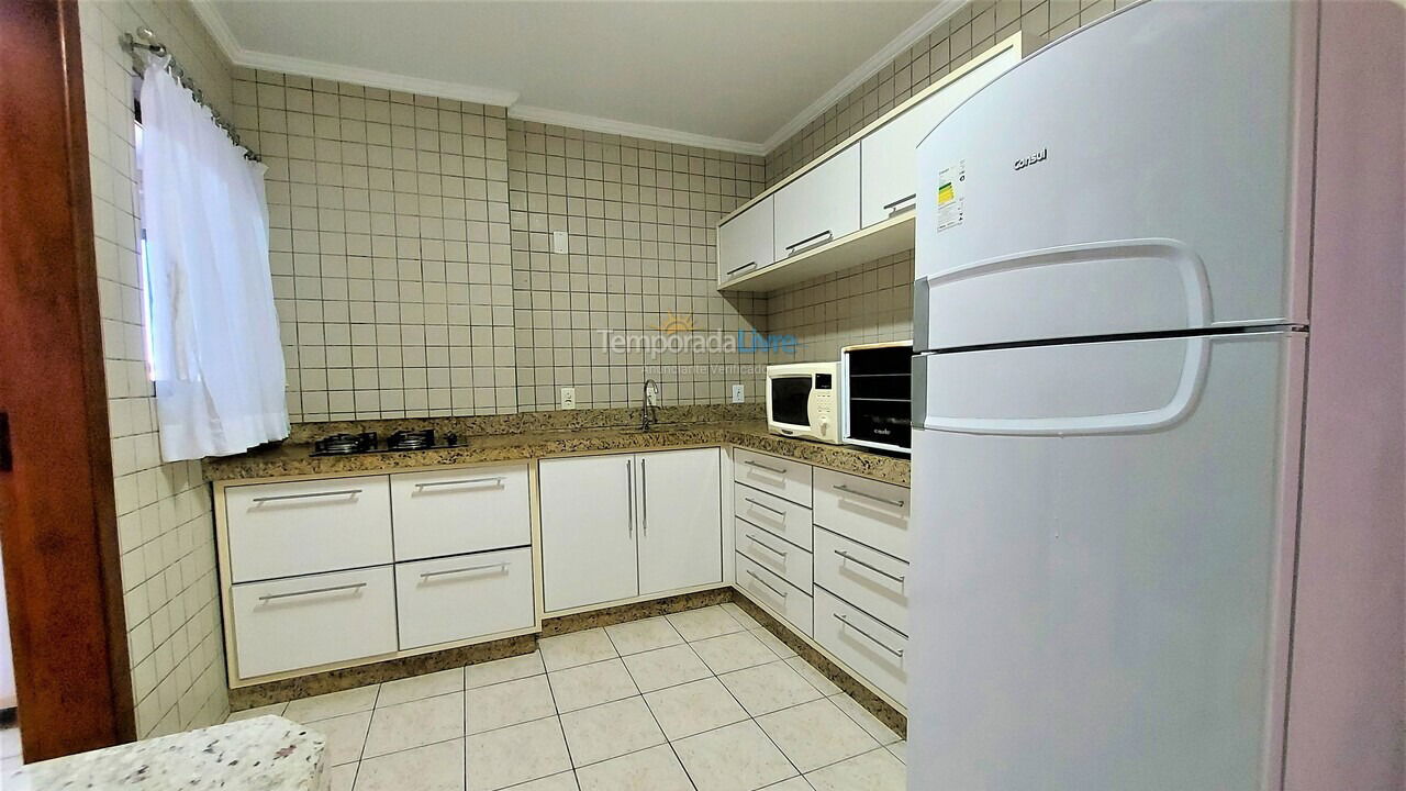 Apartamento para aluguel de temporada em Bombinhas (Praia de Bombinhas)