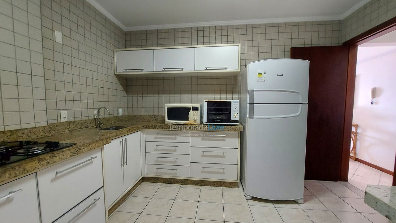 Apartment for vacation rental in Bombinhas (Praia de Bombinhas)