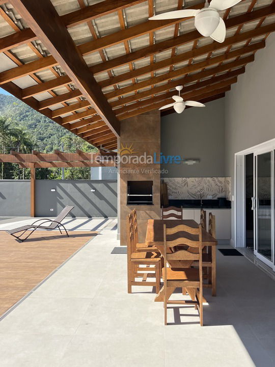 House for vacation rental in Caraguatatuba (Praia da Mococa)