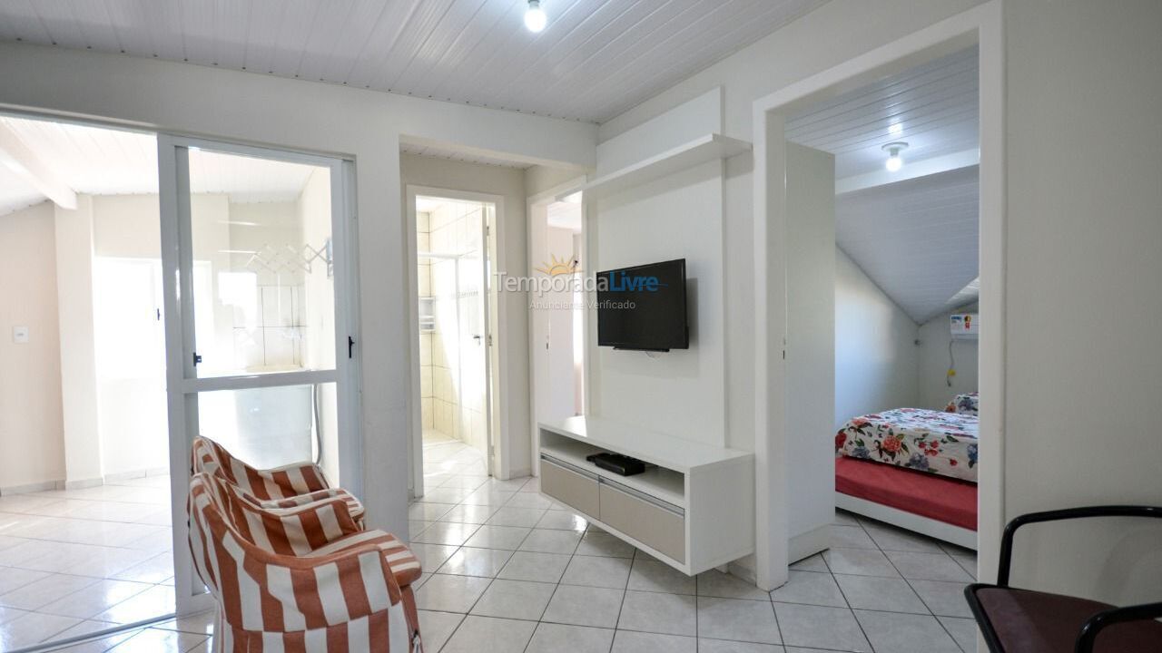 Apartamento para alquiler de vacaciones em Bombinhas (Praia de Bombas)