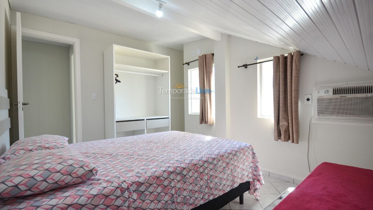 Apartamento para alquiler de vacaciones em Bombinhas (Praia de Bombas)