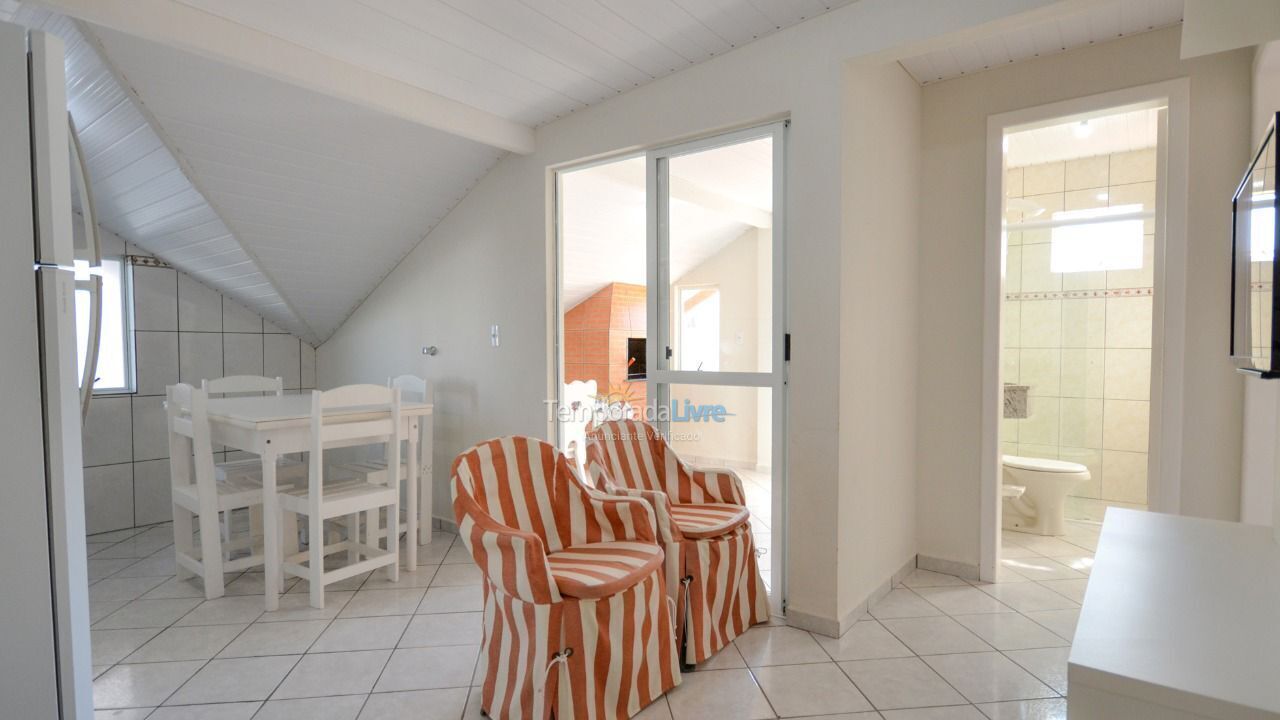 Apartment for vacation rental in Bombinhas (Praia de Bombas)